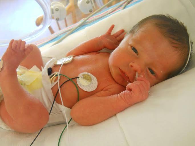 breastfeeding preemie babies