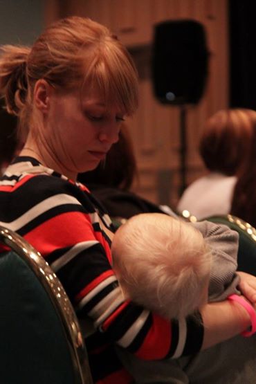 MommyCon attendee breastfeeding. 