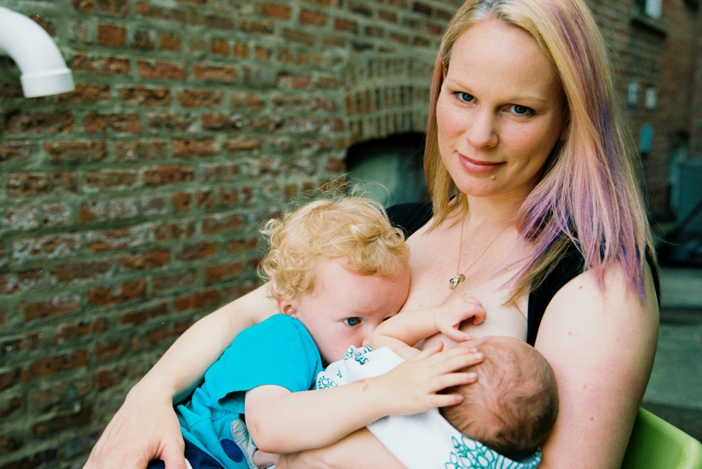 Abby Theuring, The Badass Breastfeeder , tandem nursing